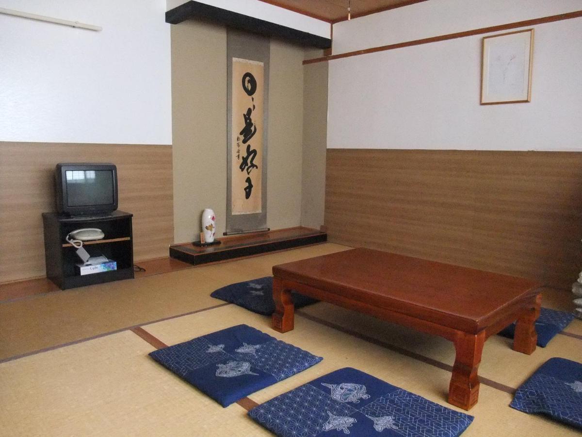 Hotel Madam Mirei 饭山市 外观 照片